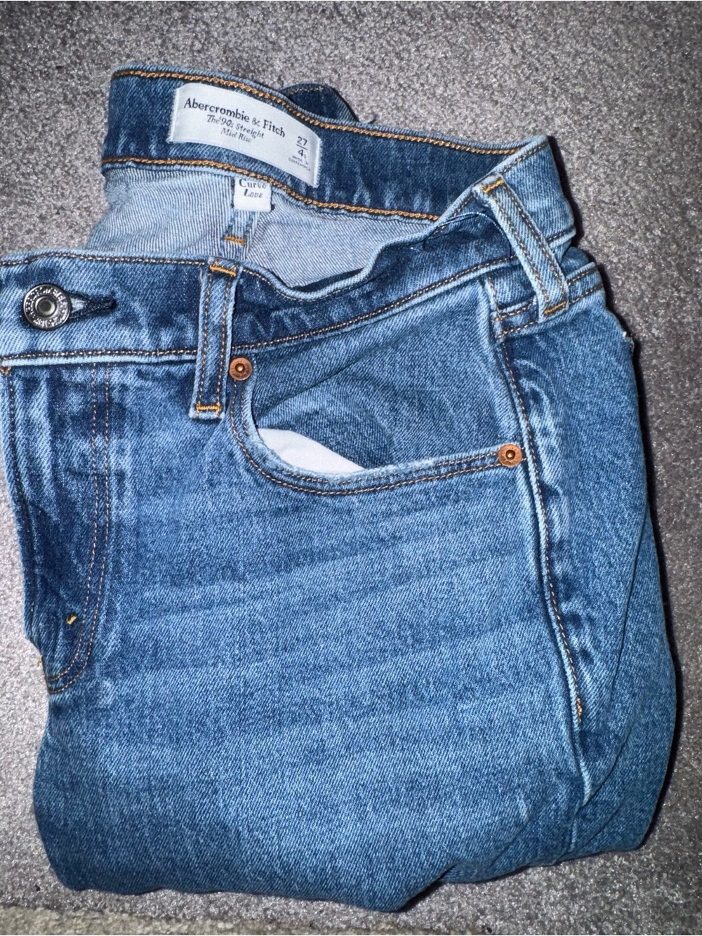Abercrombie & Fitch Women’s Medium Blue High Rise Jeans